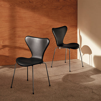 Fritz Hansen 3107 Series 7 Dining Chair Upholstered