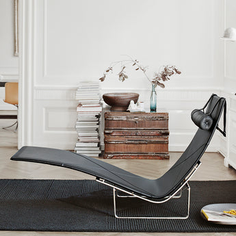 Fritz Hansen PK24 Chaise Longue