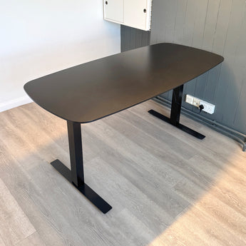 Knoll Grasshopper Height Adjustable Desk Ex-Display