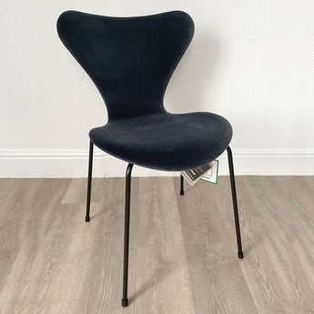 Fritz Hansen 3107 Series 7 Chair Belfast Velvet Ex-Display