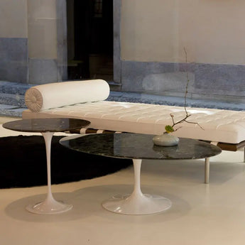 Knoll Saarinen Oval Coffee Table